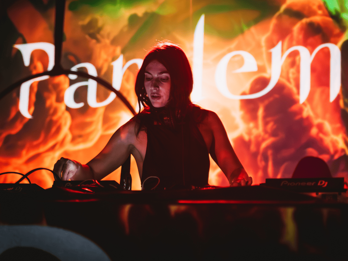 Ambiente en fiesta Sex Positive en Barcelona